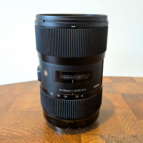 Sigma 35mm 8 dc - 18-35mm,